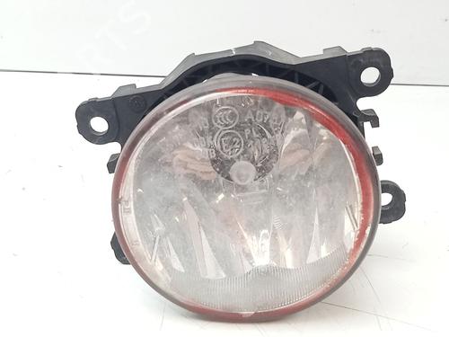 Used Right front fog light Right front fog light 38725070 38725070