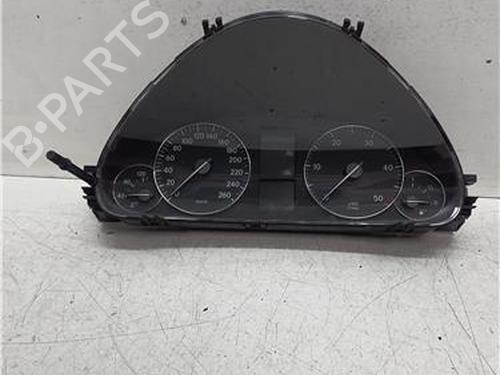 Used Instrument cluster Instrument cluster MERCEDES-BENZ C-CLASS Coupe (CL203) C 220 CDI (203.708) (150 hp) 38369446 38369446