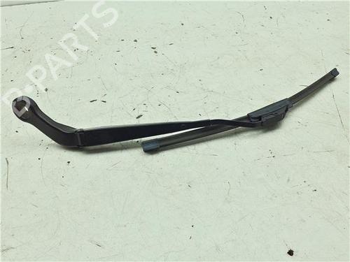Used Front windshield wiper arm Front windshield wiper arm 38382553 38382553