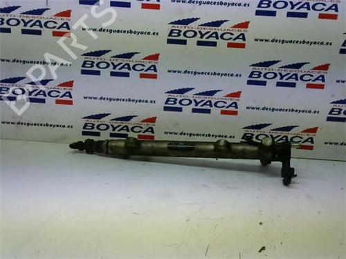 Used Injection rail Injection rail 38352725 38352725