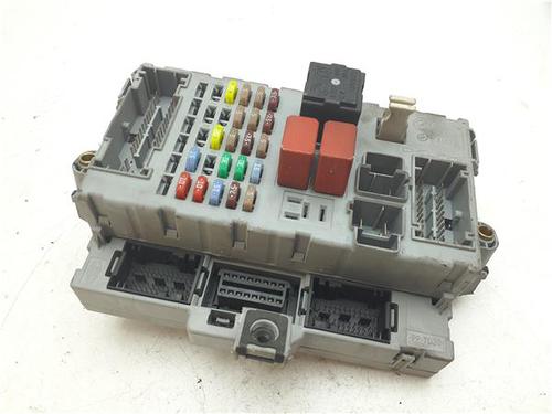 Used Fuse box Fuse box 38368350 38368350
