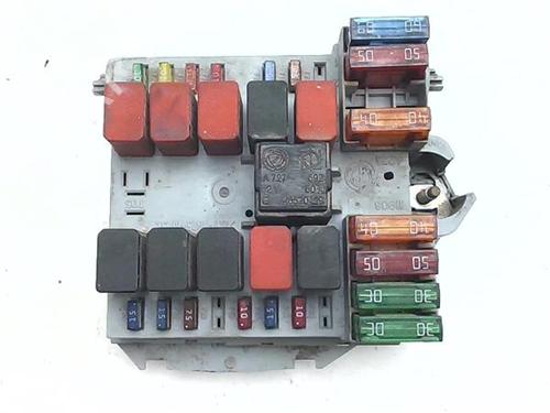 Used Fuse box Fuse box 38385997 38385997