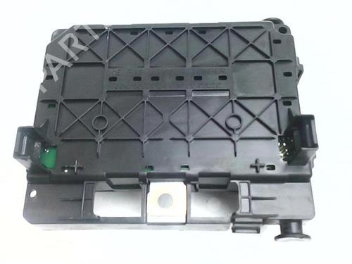 Fuse box CITROËN C5 I Break (DE_) 2.0 HDi (DERHZB, DERHZE) | BP39964439E1 - Image 2