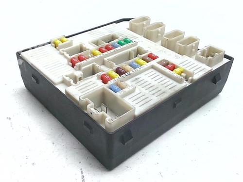Fuse box RENAULT MEGANE II Saloon (LM0/1_) 1.5 dCi (LM1E) | BP38351641E1 - Image 2