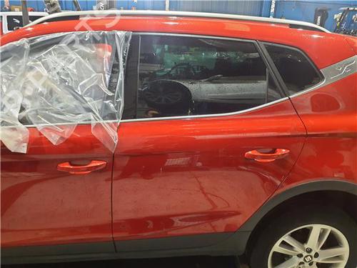 left-rear-door-seat-arona-kj7-kjp-2017-38397633 main image