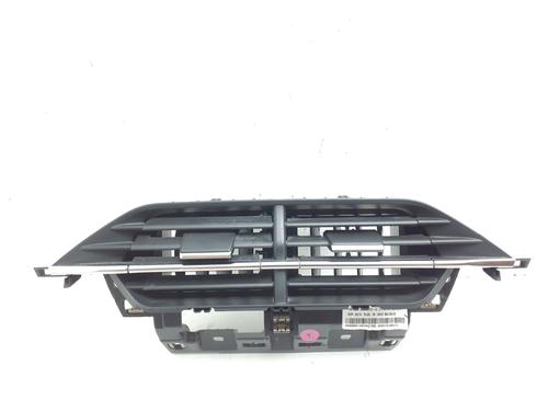 Used Air vent Air vent PEUGEOT 208 II (UB_, UP_, UW_, UJ_) 1.2 PureTech 100 (101 hp) 39721944 39721944