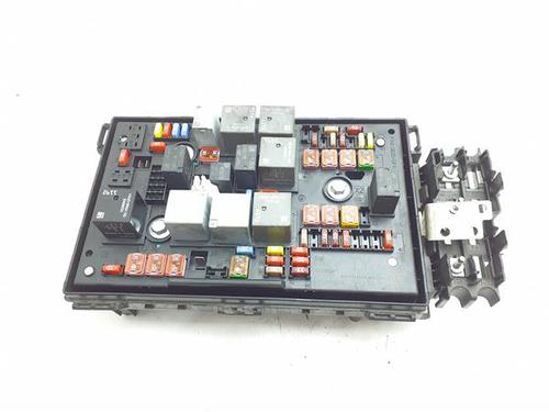 Used Fuse box Fuse box 38373961 38373961