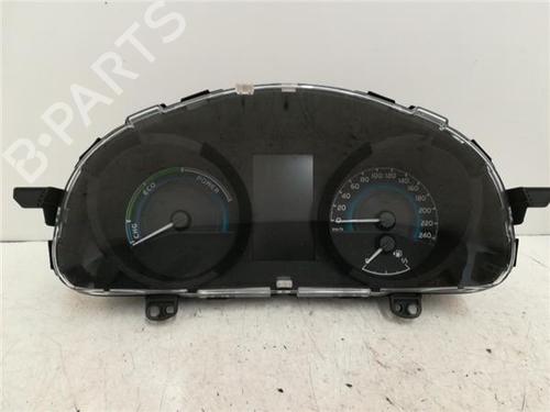 Used Instrument cluster Instrument cluster TOYOTA AURIS Estate (_E18_) 1.8 Hybrid (ZWE186_, ZWE186R, ZWE186H) (136 hp) 38355620 38355620