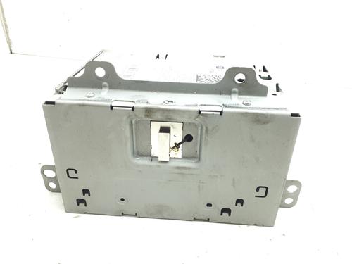 Used Radio Radio 38335419 38335419