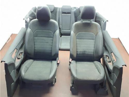 seats-set-ford-kuga-ii-dm2-2012-38365753 main image