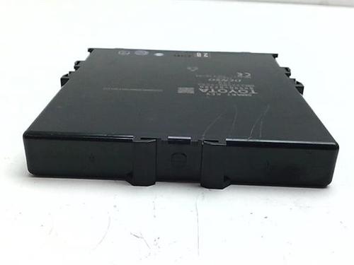 Comfort control module TOYOTA AURIS (_E18_) 1.3 Dual-VVTi (NRE180_, NRE180R) | BP38376172M56 - Image 3