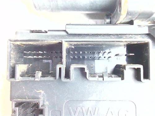 Right front window motor VW PASSAT B6 (3C2) 2.0 TDI 16V | BP38439961E20 - Image 3