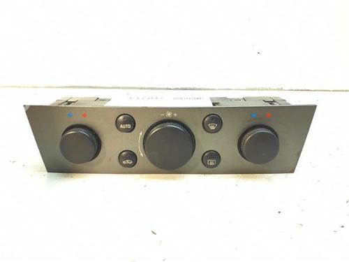 Used Climate control Climate control 38369935 38369935