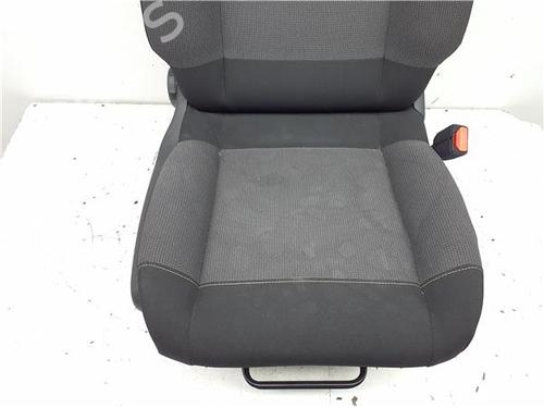 Right front seat CITROËN C3 III (SX) 1.5 BlueHDi 100 (SXYHYP, SXYHTU) | BP38395128C16 - Image 3