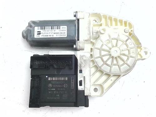 left-front-window-motor-seat-leon-1p1-2005-2006-2007-2008-2009-2010-2011-2012-2013-38439943 main image