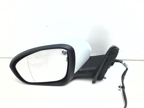left-mirror-renault-megane-iv-saloon-2016-38374370 main image