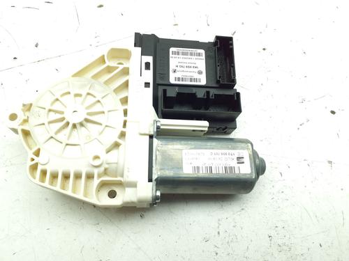 Left front window motor SEAT LEON (1P1) 1.6 | BP38440037E21 - Image 2