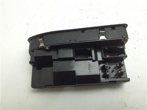 Left front window switch BMW 5 (E39) 525 d | BP38372796I27 - Image 2