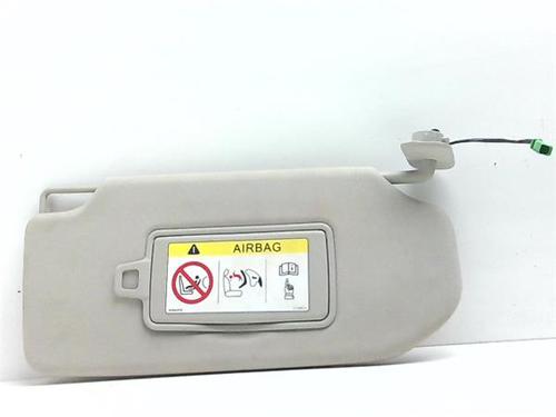Used Right sun visor Right sun visor 38382601 38382601