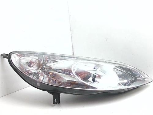 Optica direita Optica direita PEUGEOT 407 (6D_) 2.0 HDi 135 (6DRHRH, 6DRHRE, 6DRHRG, 6DRHRJ) (136 hp) 39956165 39956165