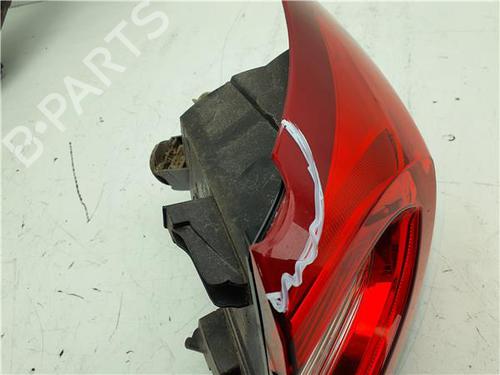 right-taillight-ford-fiesta-vii-hj-hf-2017-38398350 main image