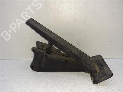 pedal-bmw-1-f20-2011-2012-2013-2014-2015-2016-2017-2018-2019-38361990 main image