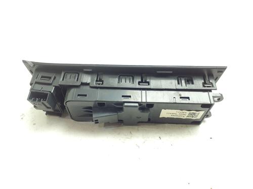 Left front window switch VOLVO V40 Hatchback (525) D2 | BP38334222I27 - Image 2