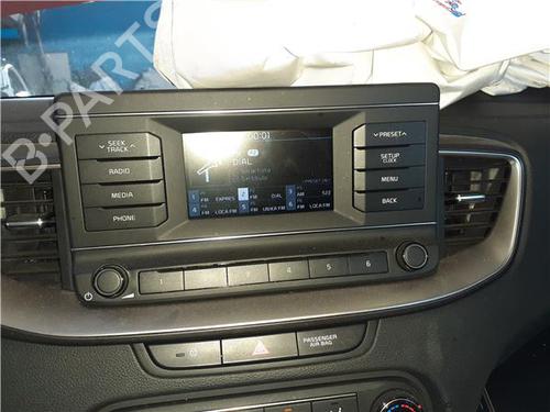Used Radio Radio 38359735 38359735