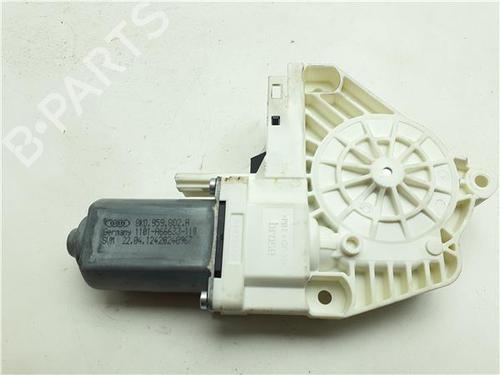 Right front window motor AUDI A4 B8 (8K2) 2.0 TDI quattro | BP38372590E20 - Image 4