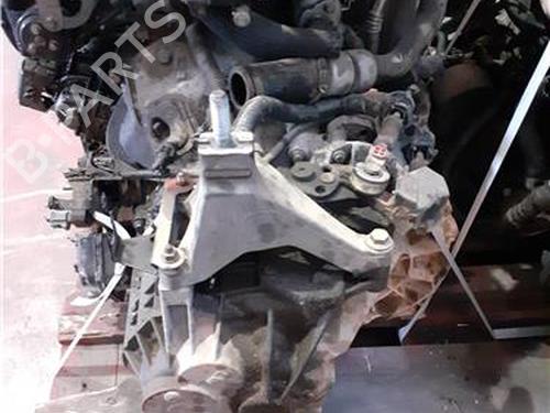 gearbox-ford-mondeo-iii-b5y-2000-2001-2002-2003-2004-2005-2006-2007-38356565 main image