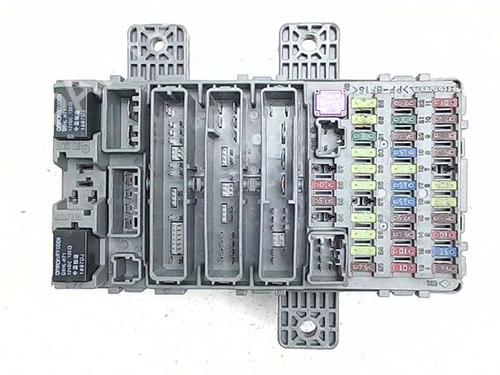Used Fuse box Fuse box 38404766 38404766