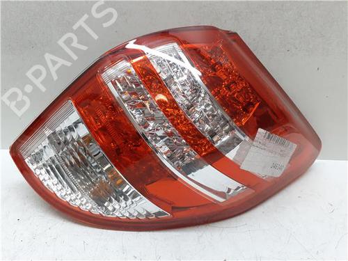 Used Right taillight Right taillight TOYOTA RAV 4 III (_A3_) 2.2 D (ALA35_) (150 hp) 40087253 40087253