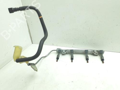 Used Injection rail Injection rail TOYOTA COROLLA Saloon (_E21_) 1.8 VVTi Hybrid (ZWE211) (122 hp) 40498153 40498153