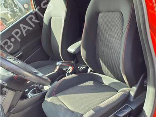 seats-set-ford-fiesta-vii-hj-hf-2017-38398348 main image