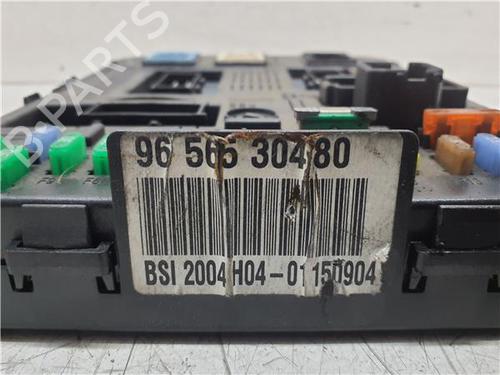 Fuse box CITROËN C5 II Break (RE_) 2.0 HDi (RERHRH) | BP40085690E1 - Image 2