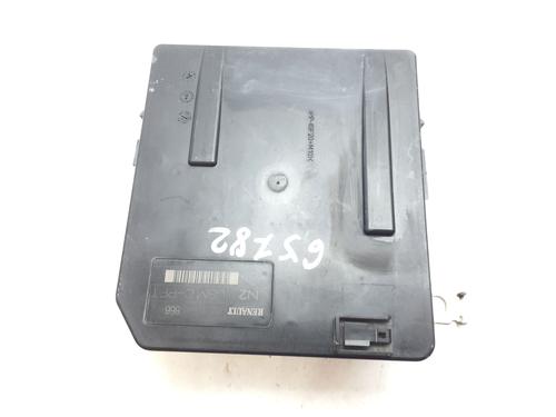 Fuse box RENAULT MEGANE II Saloon (LM0/1_) 1.5 dCi (LM1F) | BP38404778E1 - Image 2