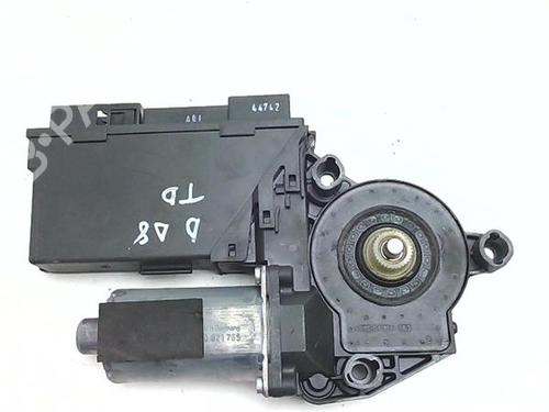 Motor elevalunas trasero derecho Motor elevalunas trasero derecho 38407425 38407425