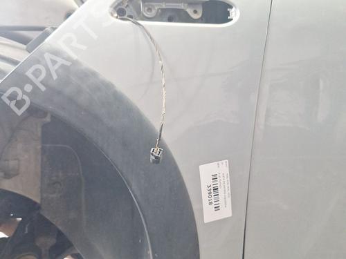 Used Left front fenders Left front fenders 38597381 38597381