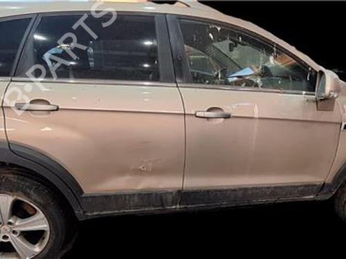 right-front-door-chevrolet-captiva-c100-c140-2006-38393151 main image