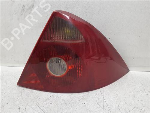 Fanale posteriore destro Fanale posteriore destro 38369844 38369844