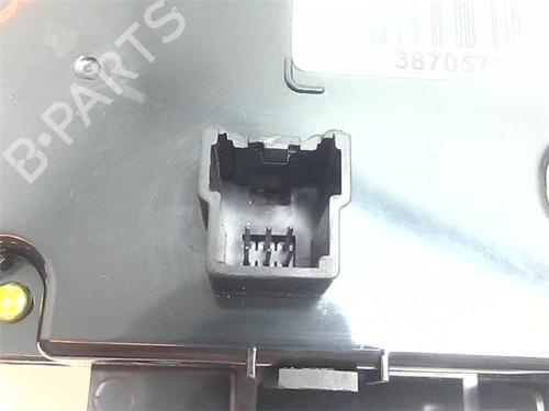 Climate control CHEVROLET CRUZE Hatchback (J305) 2.0 CDI | BP38404634I5 - Image 2
