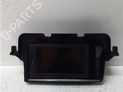 display-monitor-renault-megane-iv-saloon-2016-38366735 main image