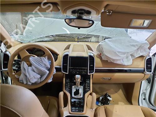 left-sun-visor-porsche-cayenne-92a-2010-2011-2012-2013-2014-2015-2016-2017-2018-38396735 main image