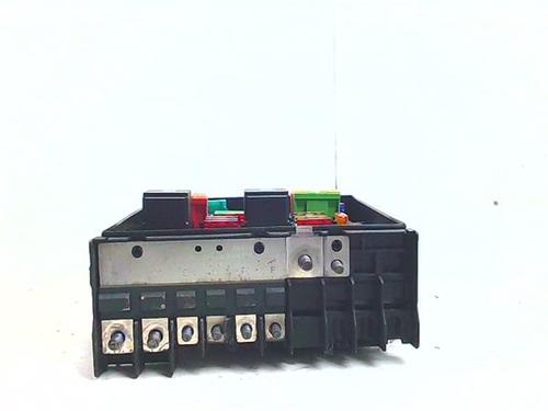 Fuse box SKODA YETI (5L) 1.2 TSI | BP38398659E1 - Image 3