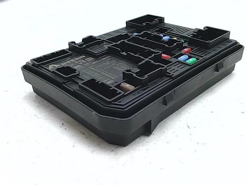 Fuse box RENAULT CLIO V (B7_) 1.3 TCe 130 (B7MF) | BP38396822E1 - Image 2