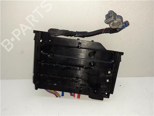 Fuse box FORD FOCUS III Saloon 1.6 TDCi | BP38357131E1 - Image 2