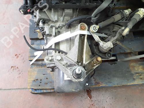 Used Gearbox Gearbox RENAULT CLIO II (BB_, CB_) 1.2 16V (BB05, BB0W, BB11, BB27, BB2T, BB2U, BB2V, CB05,... (75 hp) 39962215 39962215