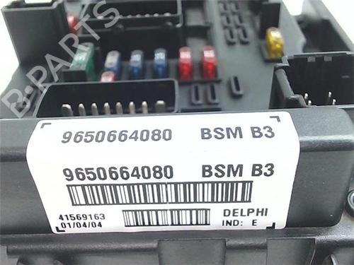 Fuse box PEUGEOT 307 Break (3E) 2.0 HDI 90 | BP38387601E1 - Image 4
