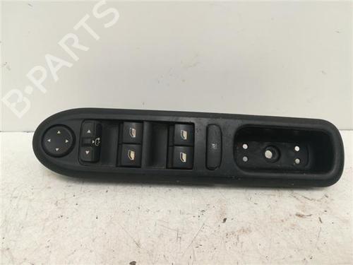 Used Left front window switch Left front window switch 38355638 38355638