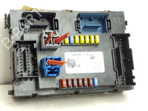 Used Fuse box Fuse box JEEP RENEGADE SUV (BU, B1, BV) 1.6 CRD (120 hp) 40534480 40534480